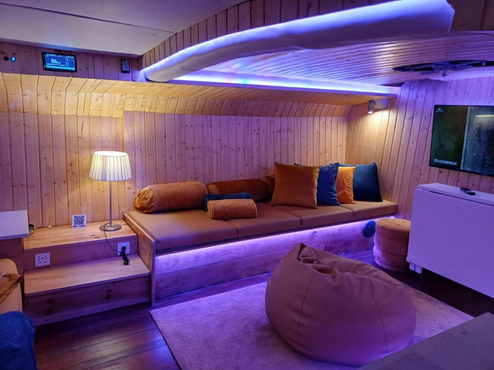 Sleepboat Luxlife Yatch Hotel Porto Exterior photo